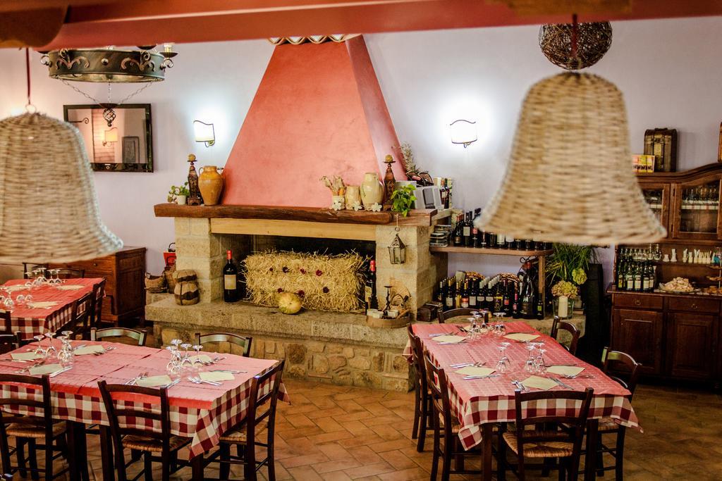 فندق Cotroneiفي  La Taverna Dei Briganti المظهر الخارجي الصورة